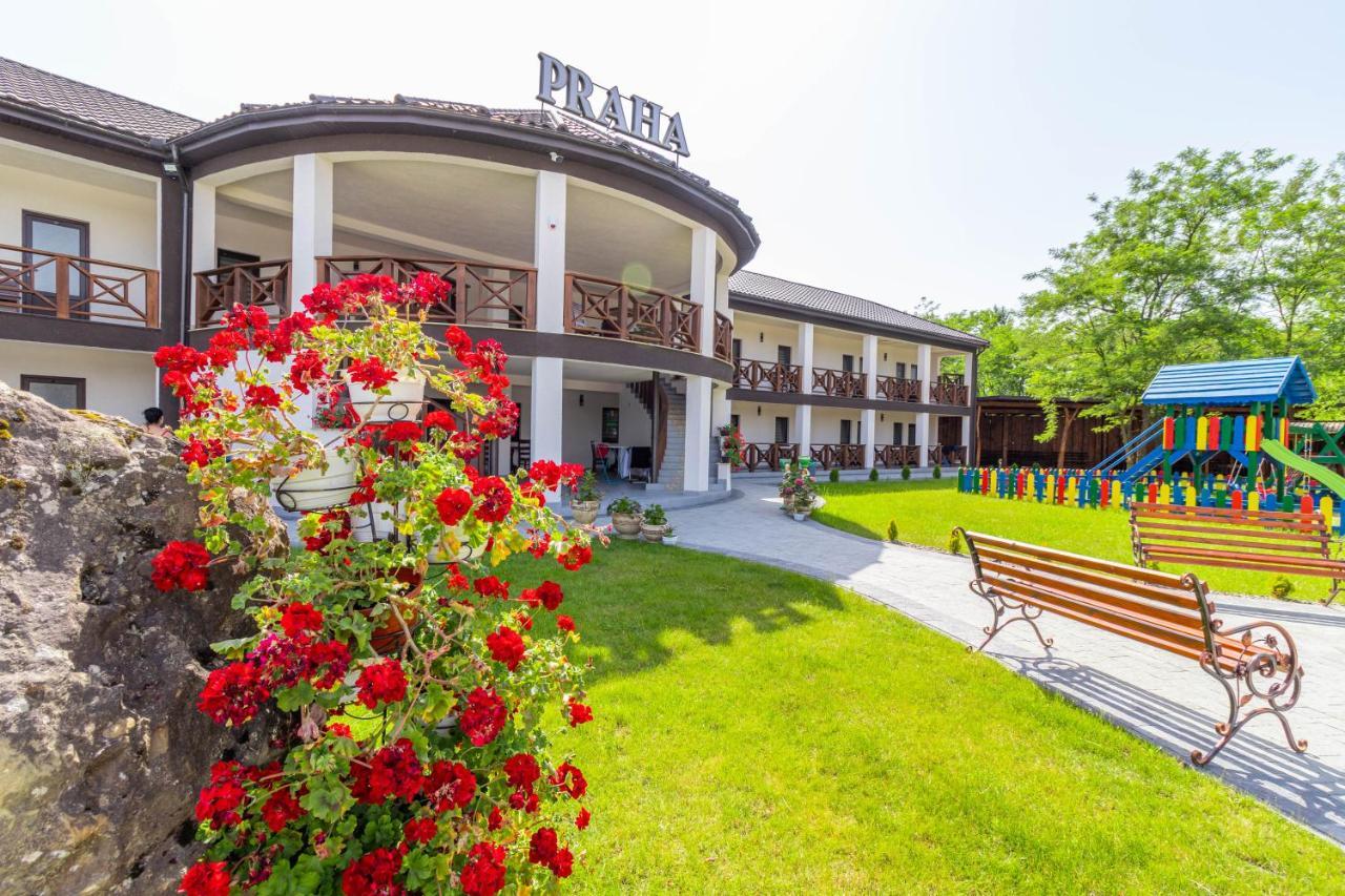 Praha Otel Solotvyno Dış mekan fotoğraf